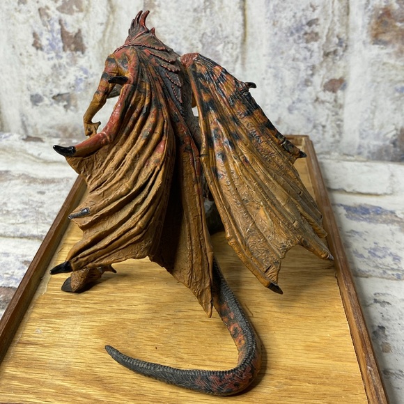 McFarlane Berserker Dragon Series 3 with Case - Picture 6 of 7